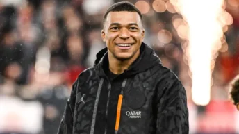 Kylian Mbappé surpris avec une grande star porno
